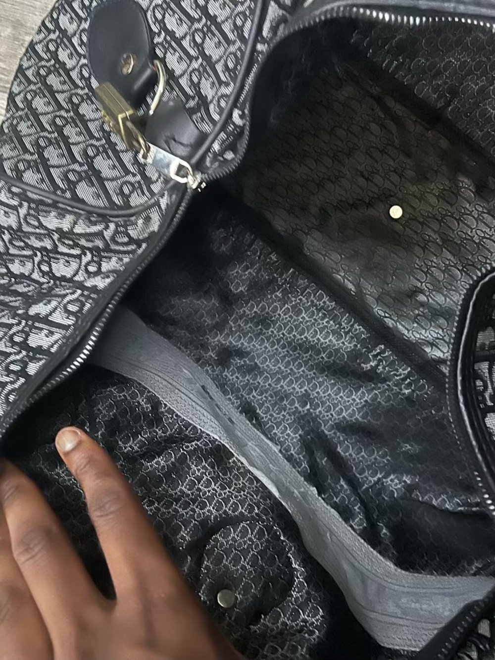 (Pre-Owned) Christian Dior duffle bag - Picture 7 of 7